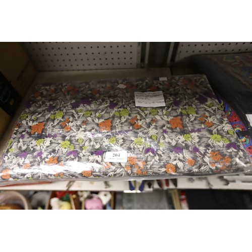 239 - 1950s heavy duty upholstery fabric 36