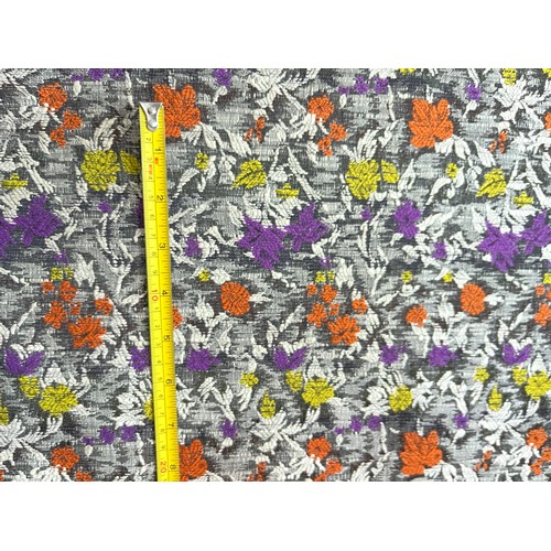 239 - 1950s heavy duty upholstery fabric 36