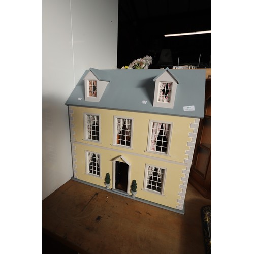 404 - Dolls house decorated