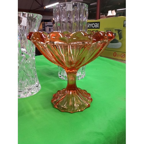 476 - Ploewza glass vase & 2 others