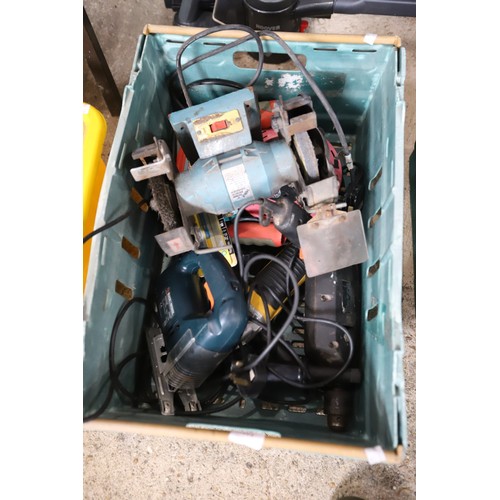 114 - Corded power tools (green box) - to be rewired by a qualified electrician