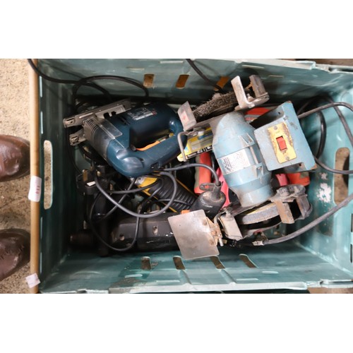 114 - Corded power tools (green box) - to be rewired by a qualified electrician