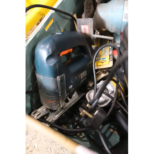 114 - Corded power tools (green box) - to be rewired by a qualified electrician