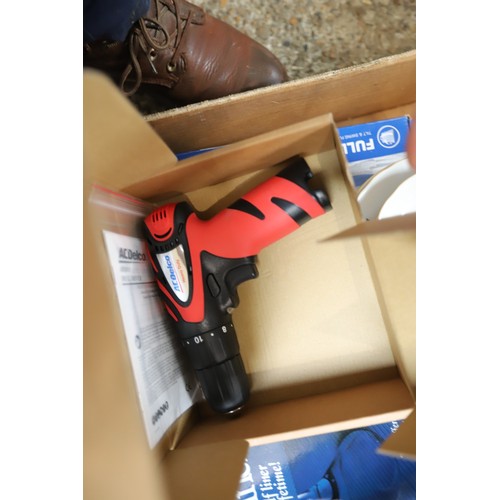 173 - 8 boxes of assorted misc