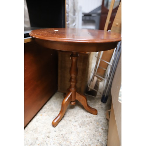 175 - Qty of various furniture, etc