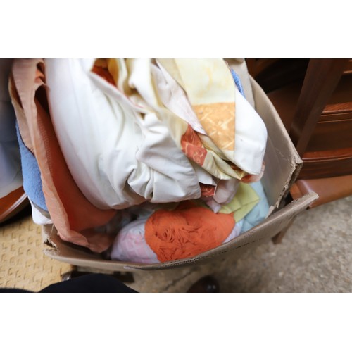 176 - Large box of various blankets, bedding, etc