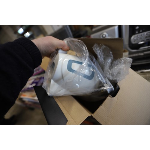 230 - Kenwood electric tin opener, new kettle & HP Envy print/scan/copy & photo - warranted until 12 noon ... 