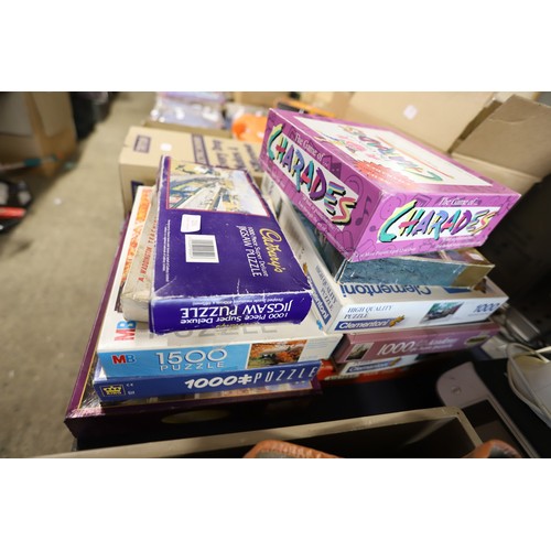 231 - Qty of jigsaw puzzles