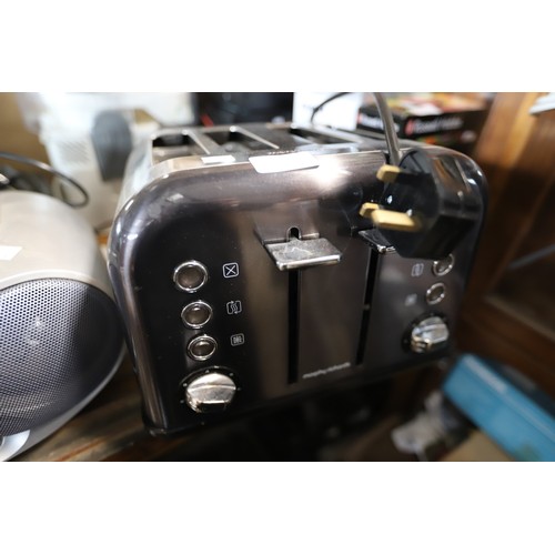 281 - Morphy Richards 4 slice toaster - warranted until 12 noon Tuesday following the above sale