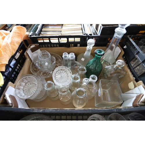 293 - Qty of glassware