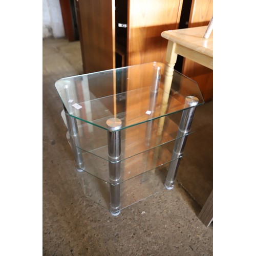 603 - Glass TV/music stand