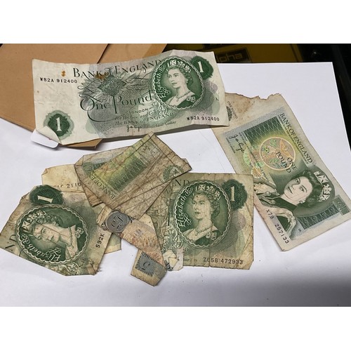 420 - Selection of bank notes, mostly English