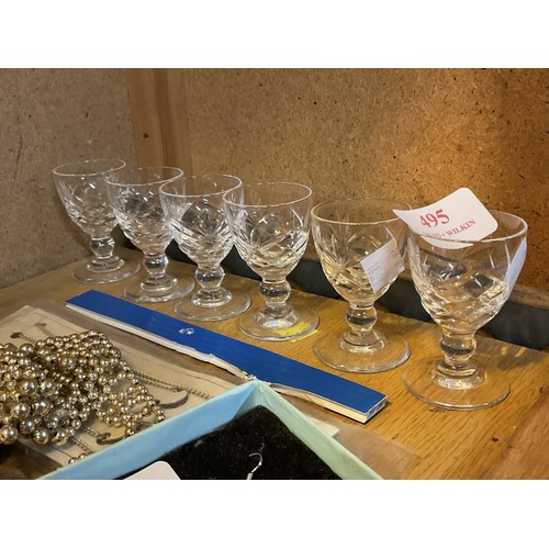 495 - 6 small cut glasses