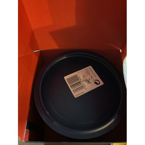 511 - Swarovski crystal boxed fish x2