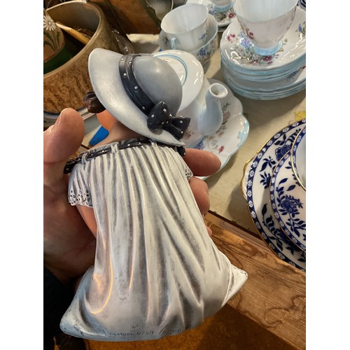 528 - Nadal studio barefoot Victorian girl figurine