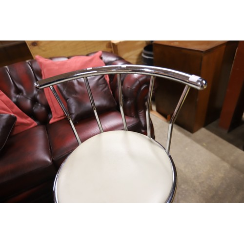 622 - Chrome bar stool