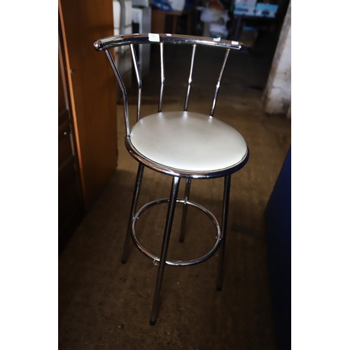 622 - Chrome bar stool