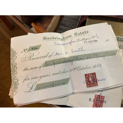 533 - Box, incl qty of stamps, few coins, etc