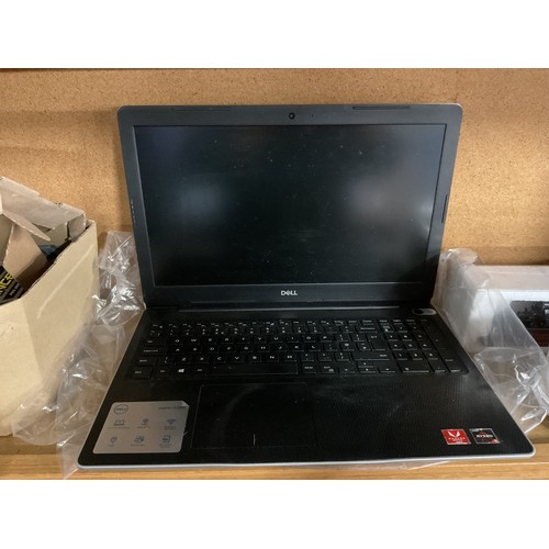 539 - Dell Inspiron 15 3000 laptop Windows 10, vgc - warranted until 12 noon Tuesday following the above s... 