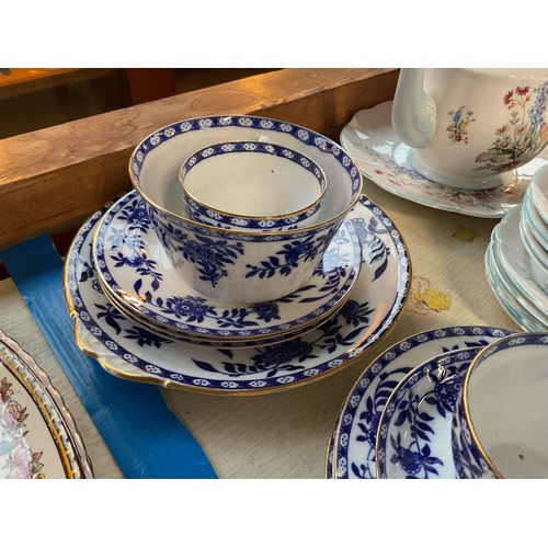 571 - Part Windsor tea set & blue & white tea set