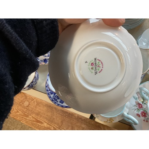 571 - Part Windsor tea set & blue & white tea set