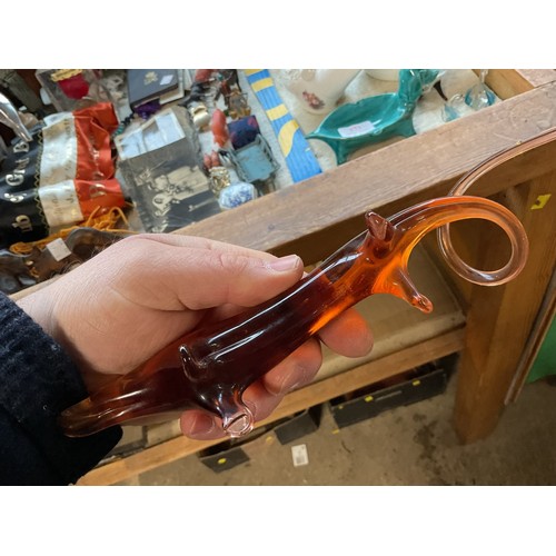 573 - Qty of various animal ornaments