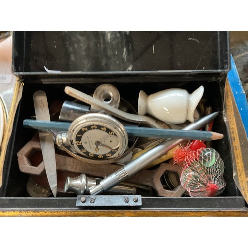 578 - Qty of collectables