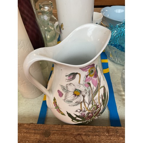 586 - 8 pieces of Portmeirion