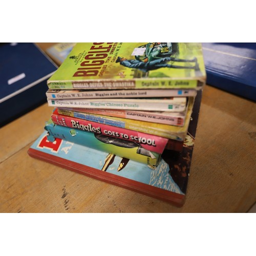 387 - Biggles books, incl 1st edition 'Biggle goes to school' with dust jacket