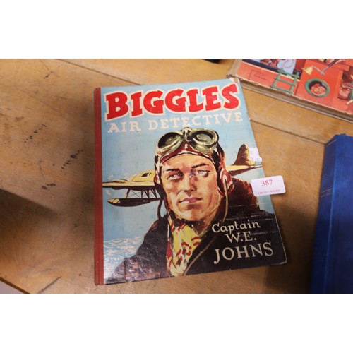 387 - Biggles books, incl 1st edition 'Biggle goes to school' with dust jacket