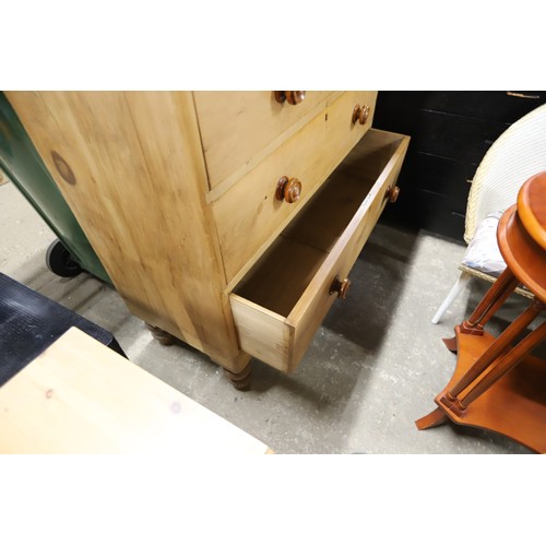 606 - 2 over 3 pine chest of drawers