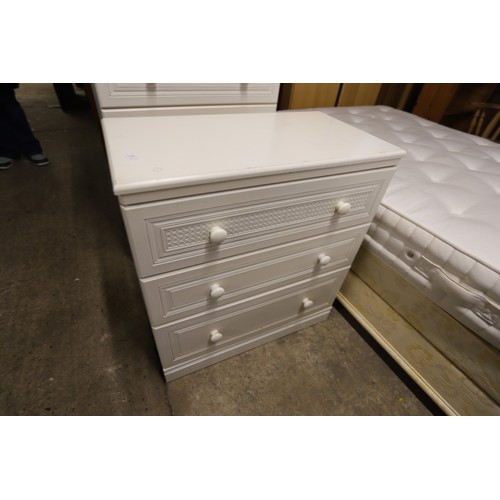 631 - 3 drawer chest