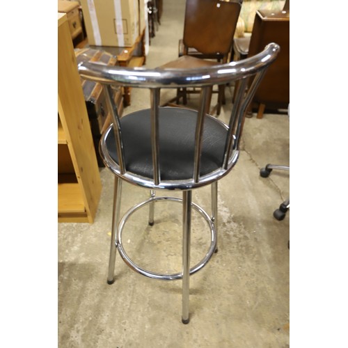 634 - Chrome bar stool