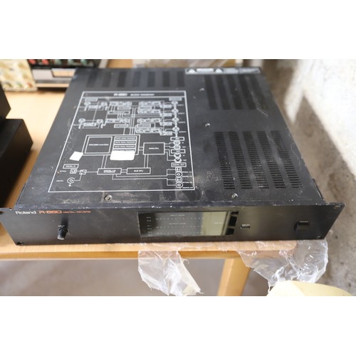 Roland R-880 digital reverb - sold as seen