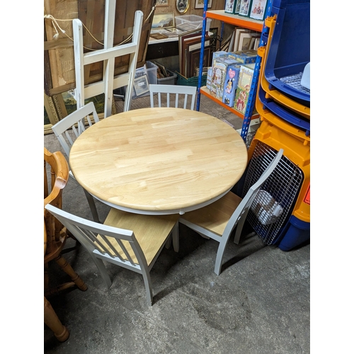 14 - Two Tone Grey and Oak Coloured Table And 4 Chairs
Diameter 110cm 
Height 80cm