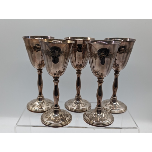 111 - Selection Vintage Platedware - Inlcuding Harrods Silverplated Copper Goblets x 5 Plus Others