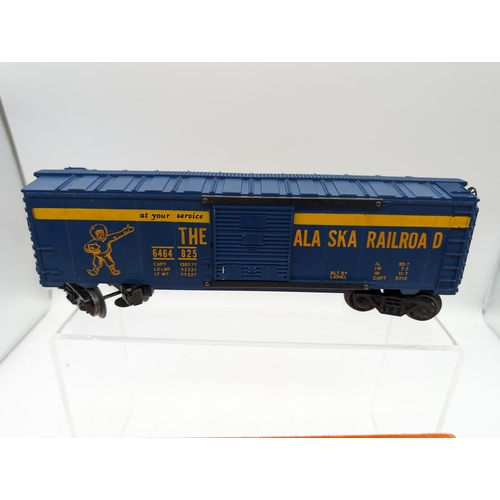 237 - Very Rare Lionel Post War O Gage 1959 6464-825 Alaska Railroad Box Car Type 3 Box Worn No Significan... 