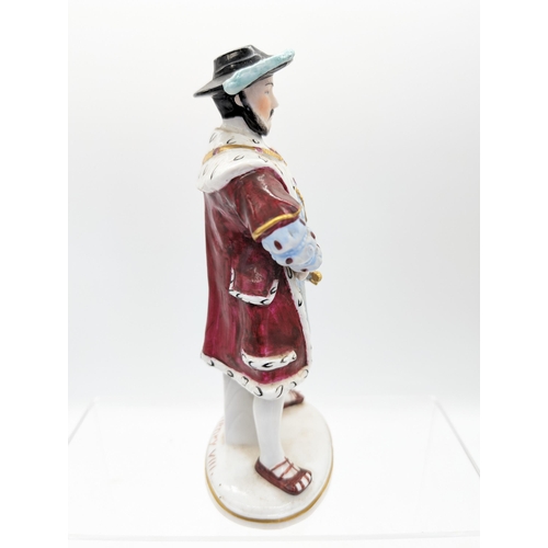 303 - Excellet Sitzendorf Porcelain Figure Henry VIII - No Losses To Note
10cm