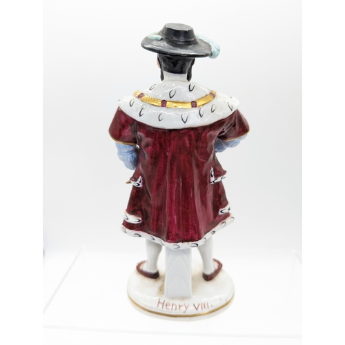 303 - Excellet Sitzendorf Porcelain Figure Henry VIII - No Losses To Note
10cm