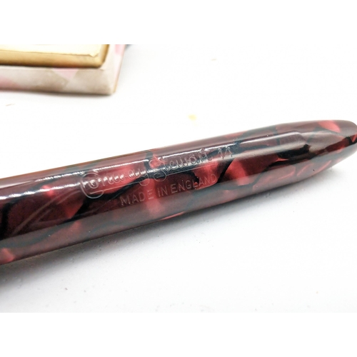 456 - Very Rare Conway Stewart  no# 14 ,14k Pen Set Marbled Red