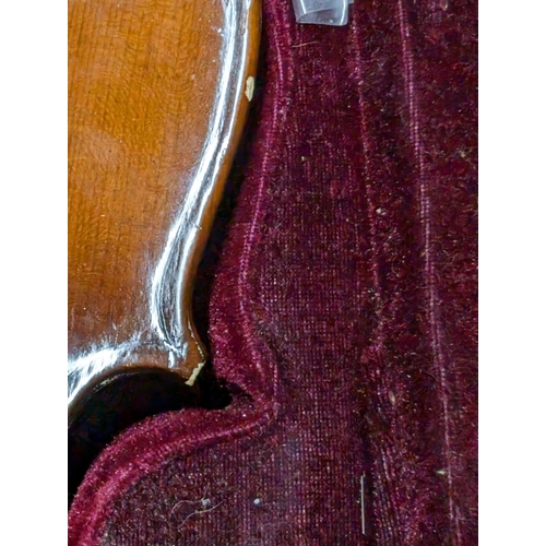 460 - A. Schroetter AsVo604/4 Violin
With Two Bows, Some Mild Cosmetic Scuffs.