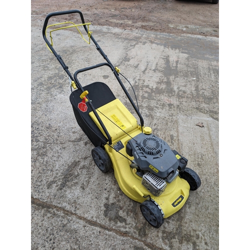 256 - LawnMower - Challenge Petrol - Hardly Ever Used XSZ40E - Runs No Issues