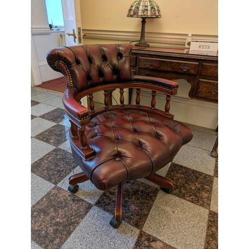 110 - Modern Captains Swivel Desk / Hall Chair - Excellent Dark Red Button Back And Seat pad - Wonderful Q... 