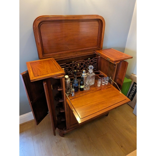 39 - Superb Chinese Rosewood Cocktail Cabinet / Drinks Cabinet / Bar With Lift Top And Fold Down Front - ... 