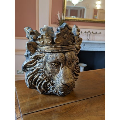 75 - Large Gilt Effect Lions head Resin Planter - Good Condition 40x40x40cm