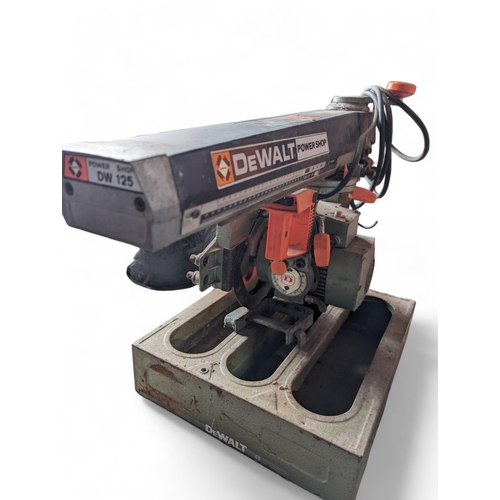 59 - Dewalt Power shop DW125 Radial Arm Saw, Appears in Overall Good Condition. Power Tested Only, Works.... 