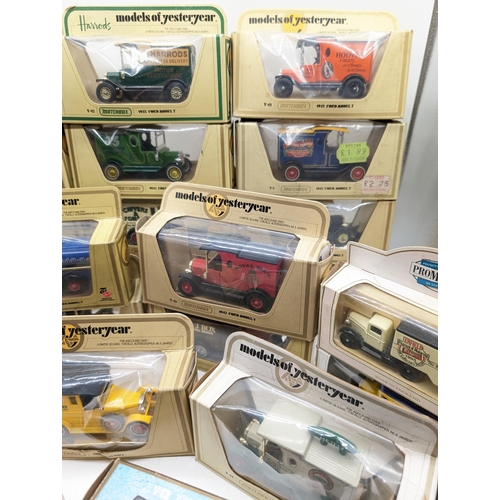 140 - Large Quantity (31) Models of yesteryear and Other Vintage Diecast Collectable Cars - Lesney Matchbo... 