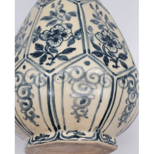 507 - Antique C1850 Octaganol Faceted Blue And White Persian Vase - 

Overall in fantastic condition with ... 