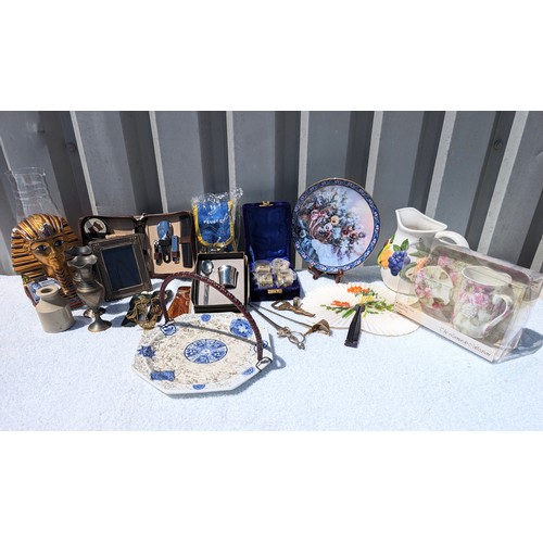 88 - Eclectic Group Mixed Collectables, Looney Tunes Glass Decanter, Letter Openers, Ceramics, Vintage Tr... 