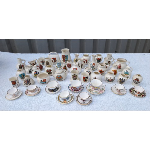 124 - Good Quantity Crested Ware, Majority Goss Some Arcadian , All Appears in Good Condition Plus Quantit... 